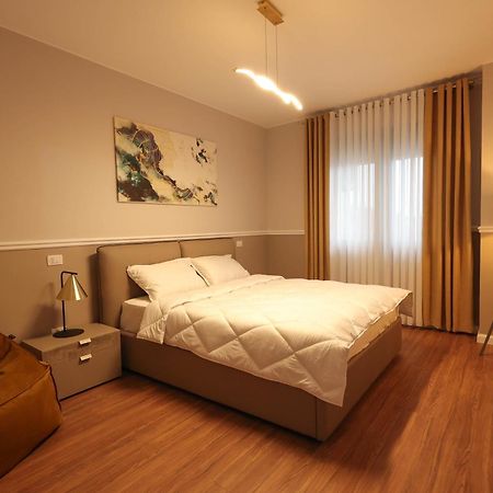 Grandstay Apartments Durrës Buitenkant foto