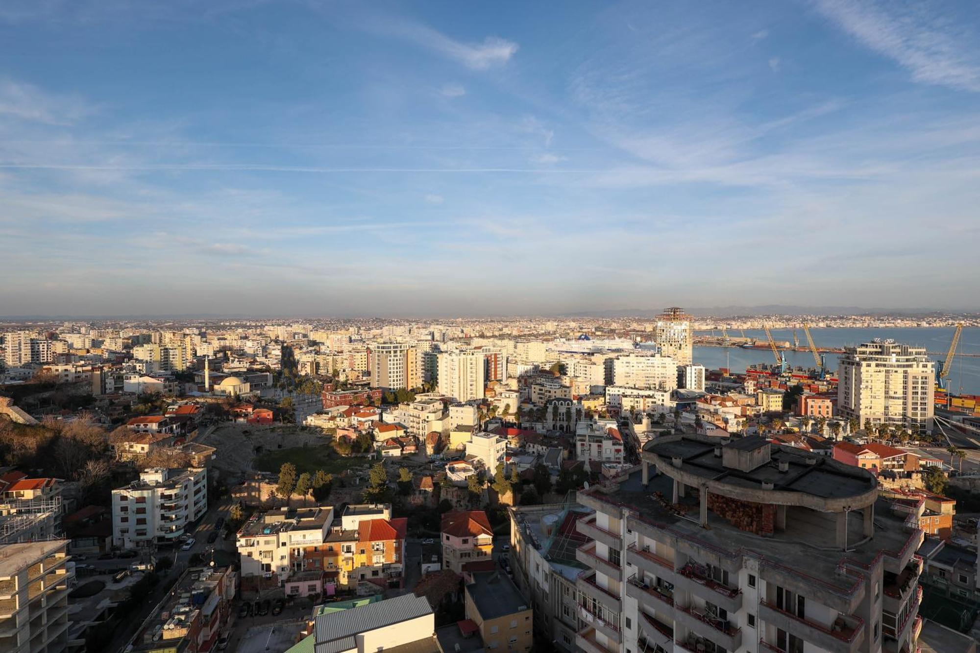 Grandstay Apartments Durrës Buitenkant foto